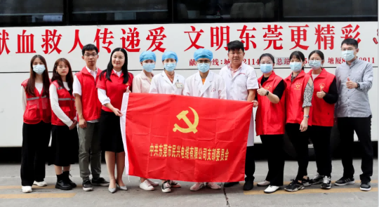 热血奉献，爱心永恒 | 冰球突破人踊跃参与无偿献血活动